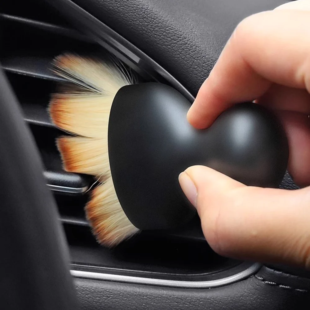 CleanFlow™ - 2-teiliges Auto-Innenreinigungsset mit weichen Borsten für Lüftung & Konsole