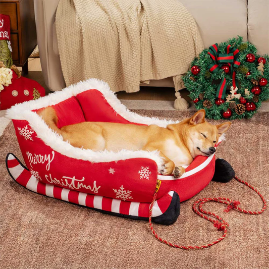 SantaPaws™ Kuscheliges Hundebett im Weihnachts-Schlitten-Design