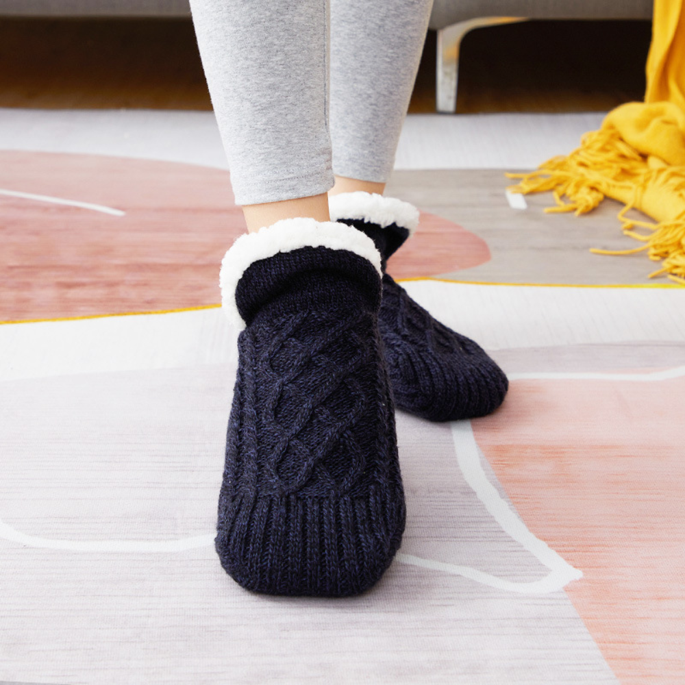CozyGrip™ – Rutschfeste Thermosocken für Damen & Herren Zuhause