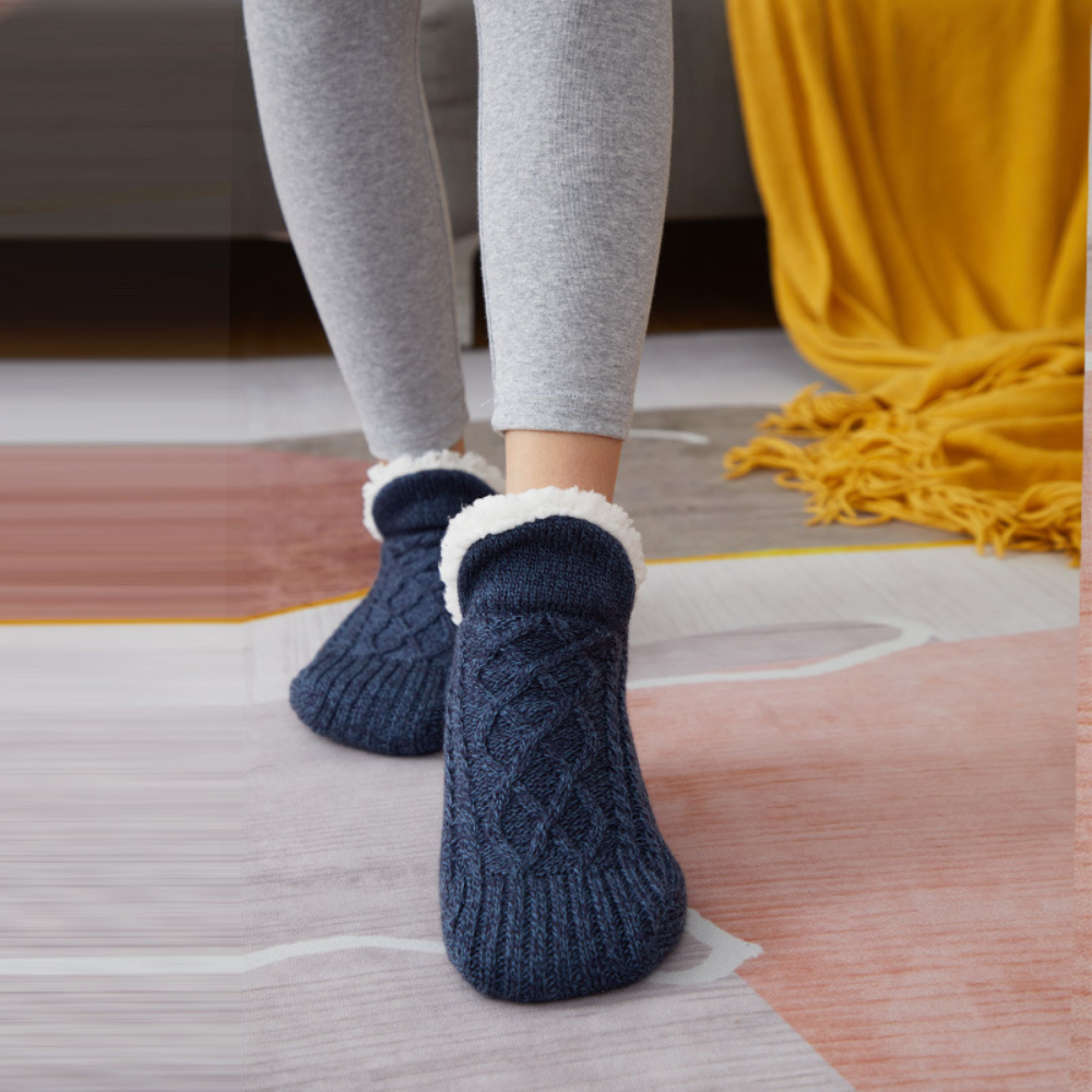 CozyGrip™ – Rutschfeste Thermosocken für Damen & Herren Zuhause