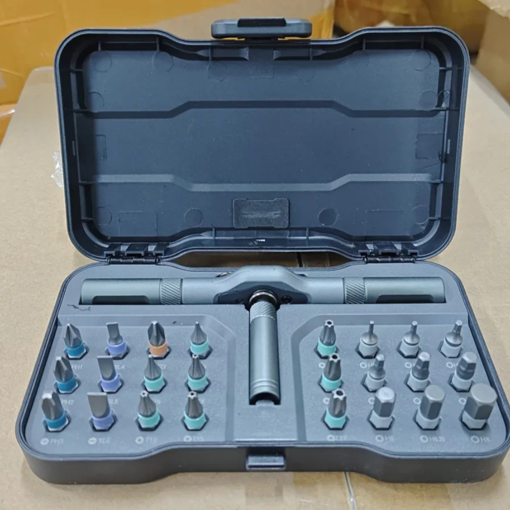 FixPro™ – 24-in-1 Präzisions-Schraubendreher Set