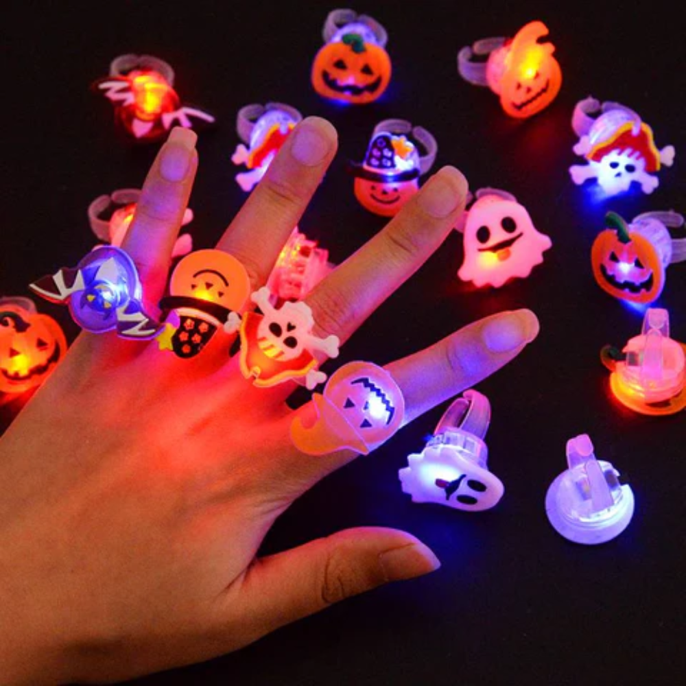 GlowFright™ – Leuchtende Halloween Ringe für Kinder & Partys, 50 Stk.