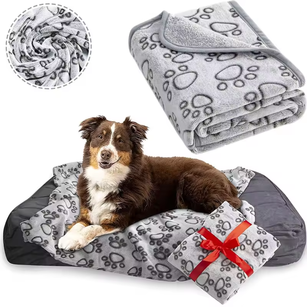 PAWRELLE™ CozyBlanket – Flauschige Haustierdecke für Hunde & Katzen