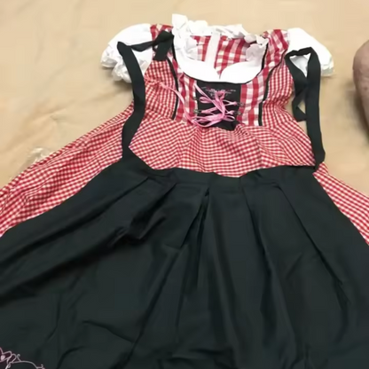 AlpenLieb™ Dirndl – Klassisch, charmant und traditionsreich schön