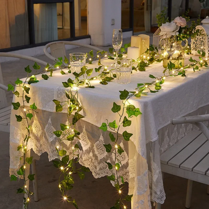 BlütenLicht™ – LED-Lichterkette mit Blumen & Blättern