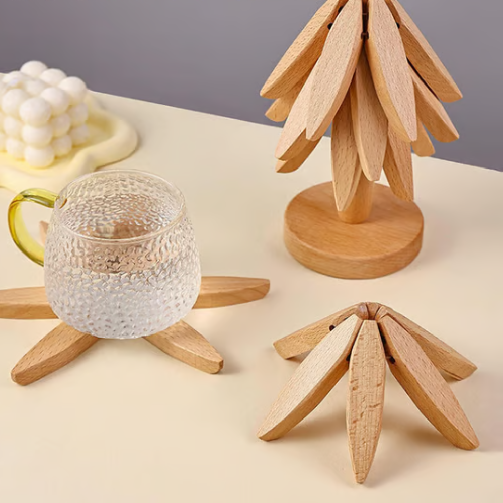 Festivo™ – Weihnachtsbaum Untersetzer-Set für Tisch & Küche