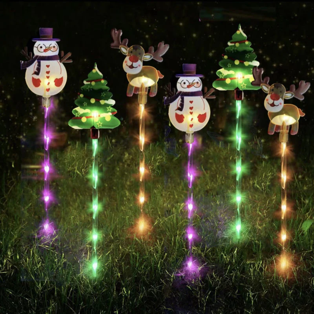 GardenGlow™ Weihnachts-Garten-Solarlicht mit Santa & Baum-Motiv