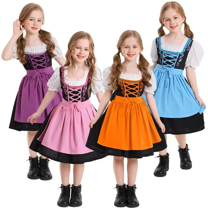MiniDirndl™ – Bayerische Kindertracht mit Herz