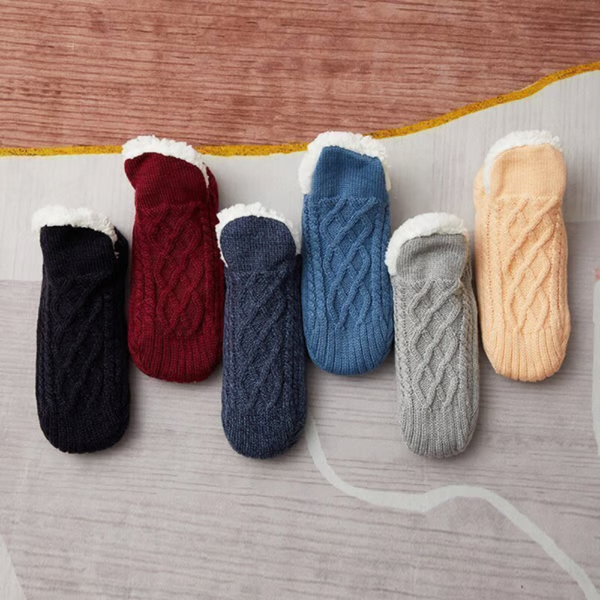 CozyGrip™ – Rutschfeste Thermosocken für Damen & Herren Zuhause