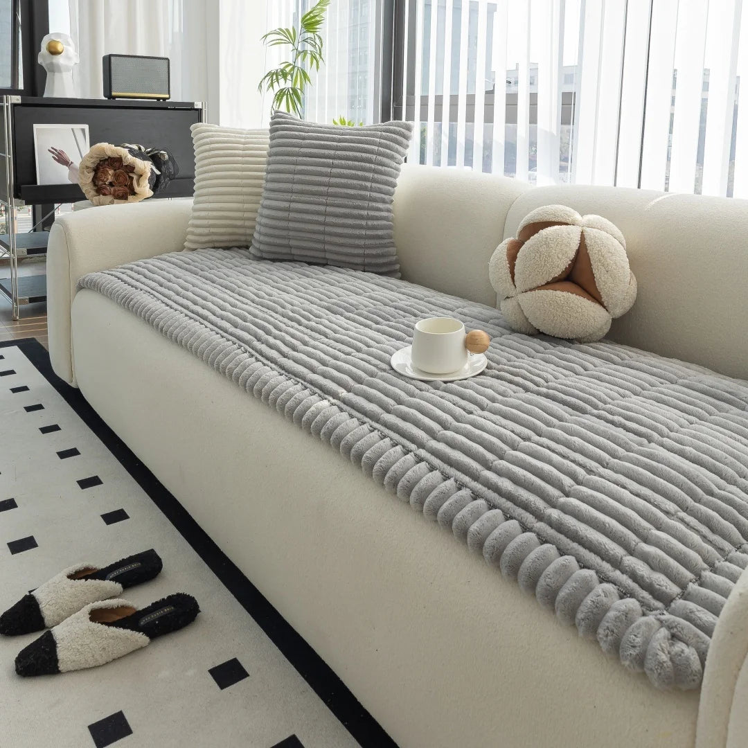 LazySnug™ - Atmungsaktive Flanell-Sofaschonerdecke mit Anti-Rutsch Funktion