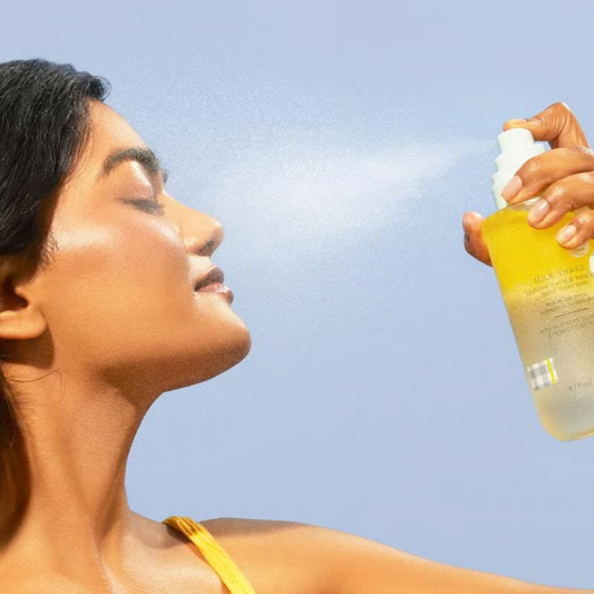 SkinMilch™ – Hydratisierende Gesichtsspray mit Hyaluronsäure & Squalan