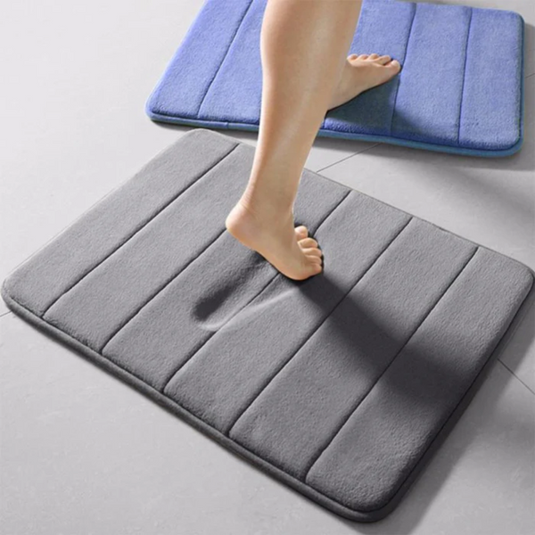 SoftStep™ – Memory-Foam Badematte mit Anti-Rutsch & Komfortpolster