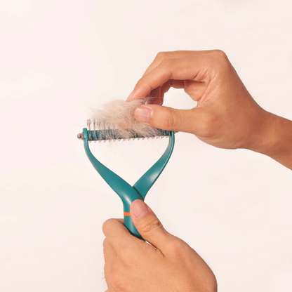 TangleFree™ - Haustier-Entfilzungskamm mit doppelseitigen Klingen